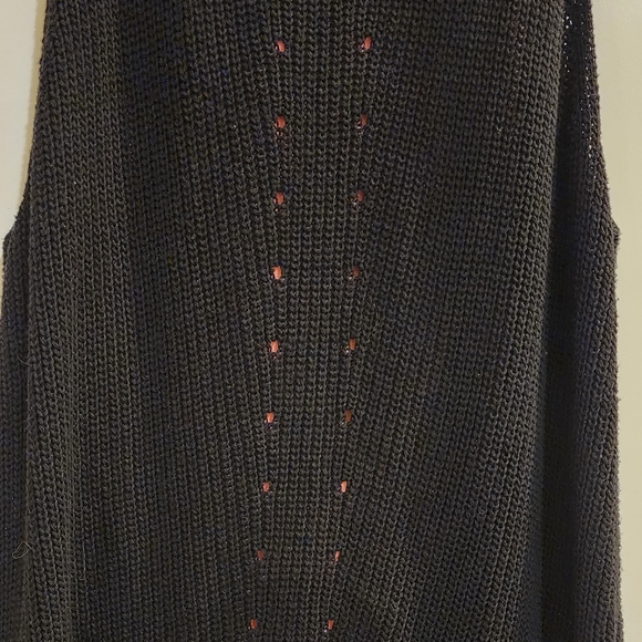 Sweater tank - Picture 2 of 3